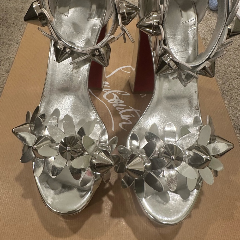 Christian Louboutin Metallic Silver Heels Daisy Spike 40